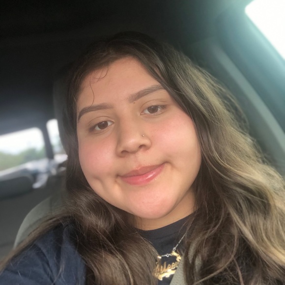 Meet your Posher, Aileen - Picture 1 of 1